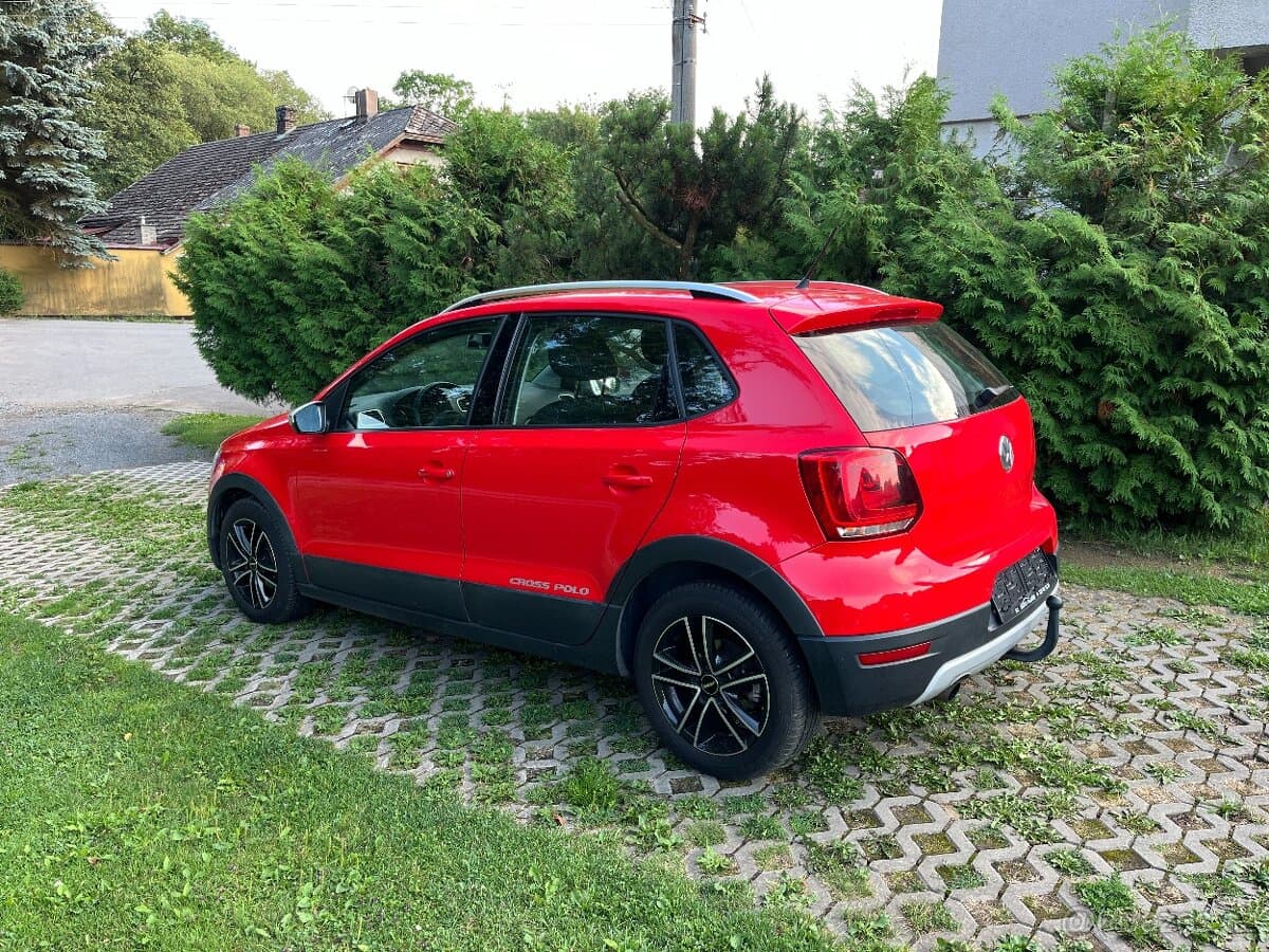 2012 Volkswagen POLO - 3
