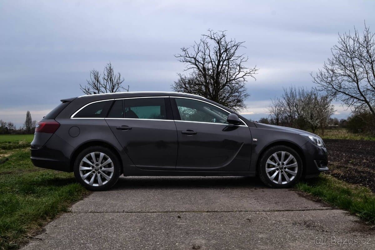 2015 Opel INSIGNIA - 3
