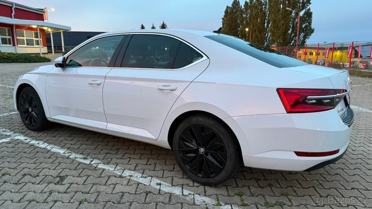 2022 Škoda SUPERB - 3
