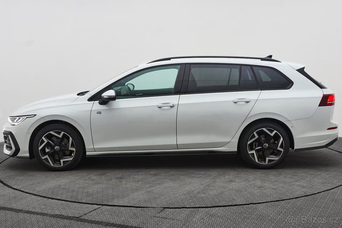 Volkswagen GOLF - 3