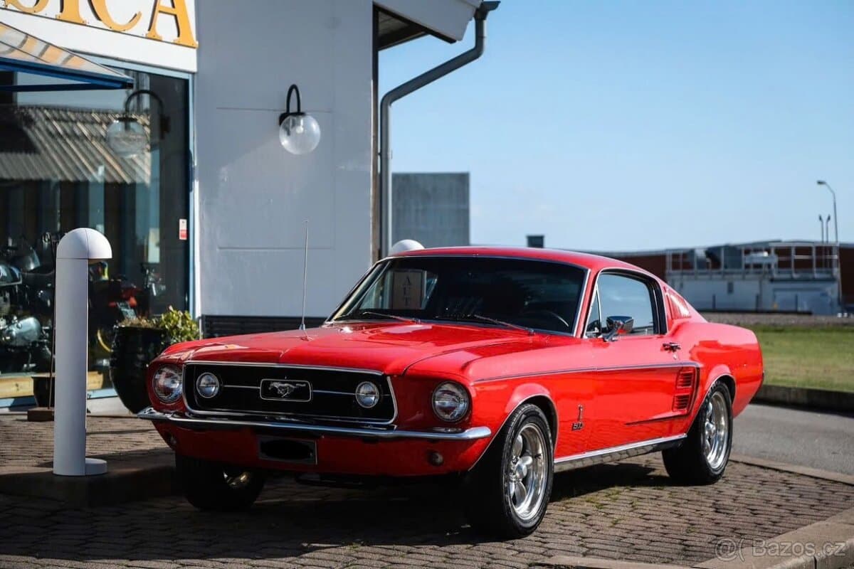 1967 Ford MUSTANG - 3