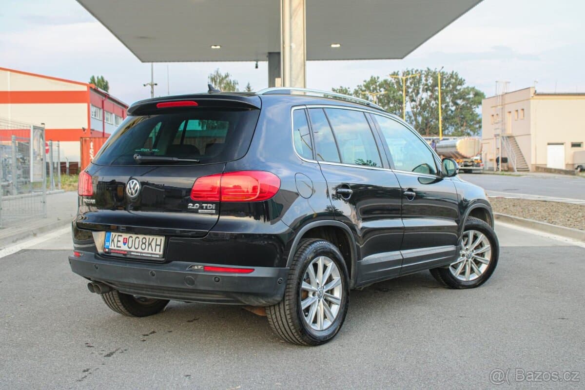 2012 Volkswagen TIGUAN - 3