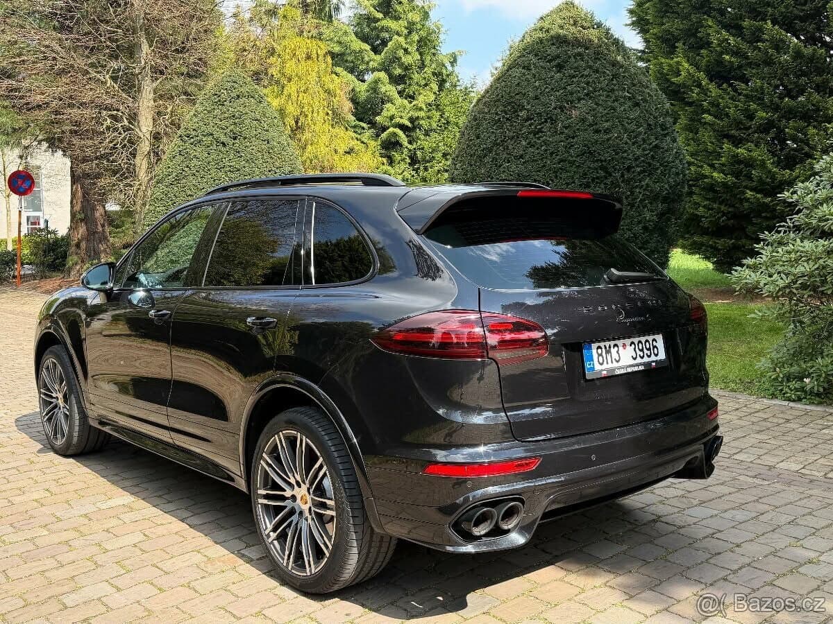 2016 Porsche CAYENNE - 3