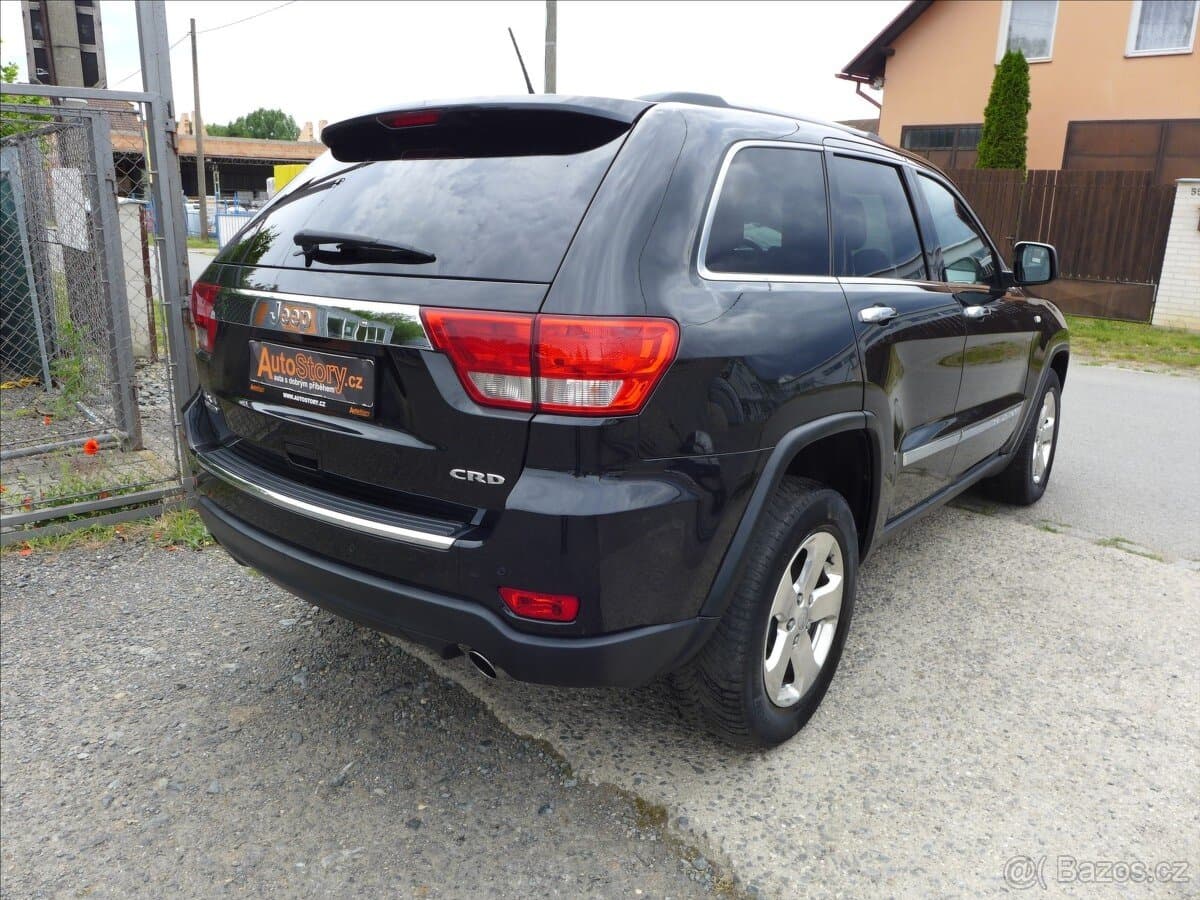 2013 Jeep CHEROKEE - 3