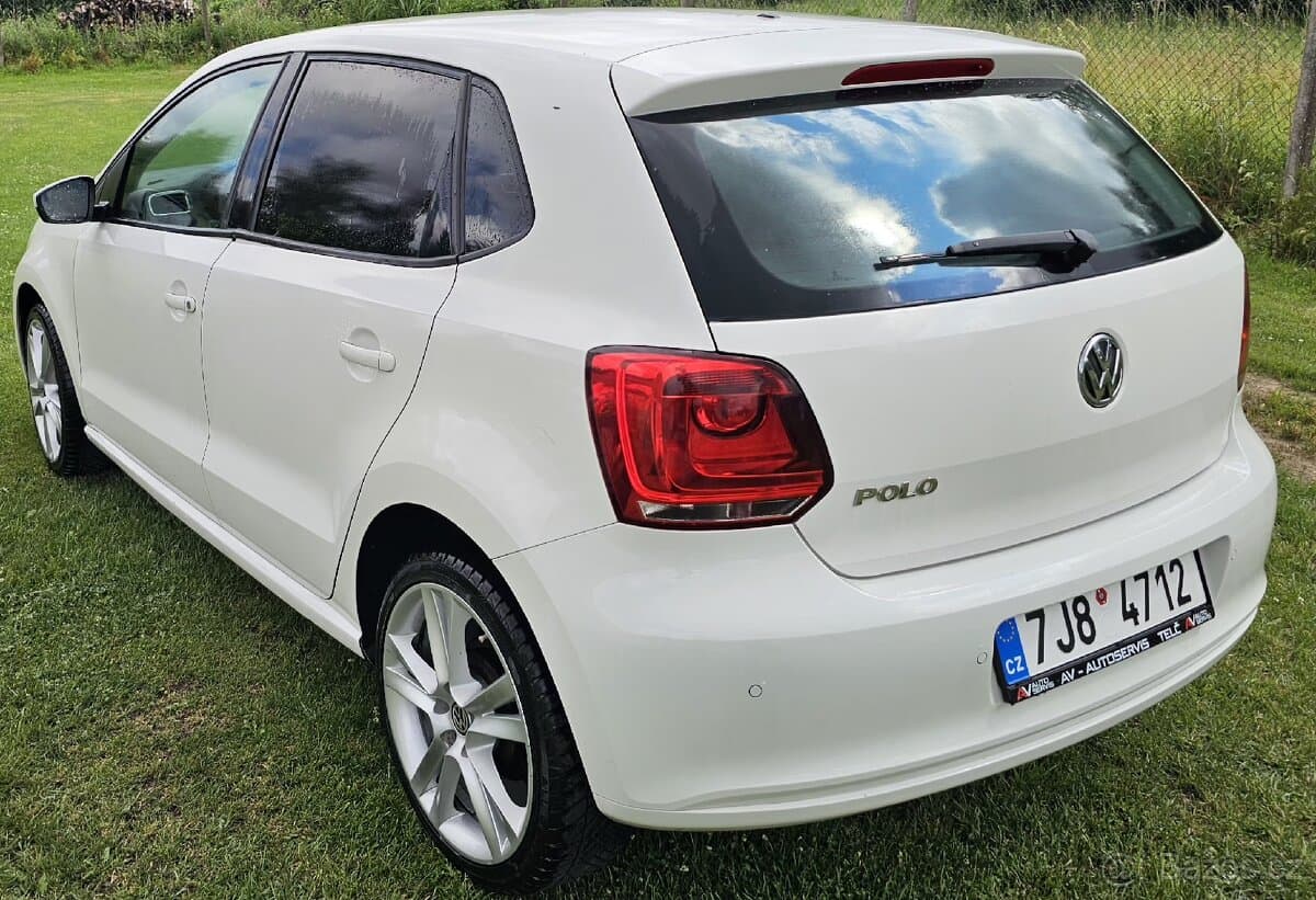 2011 Volkswagen POLO - 3