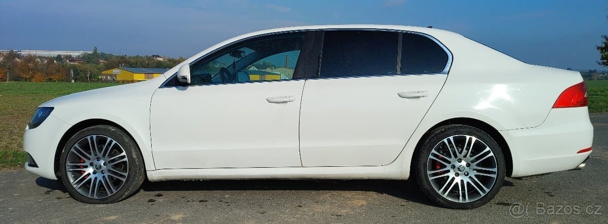 2013 Škoda SUPERB - 3