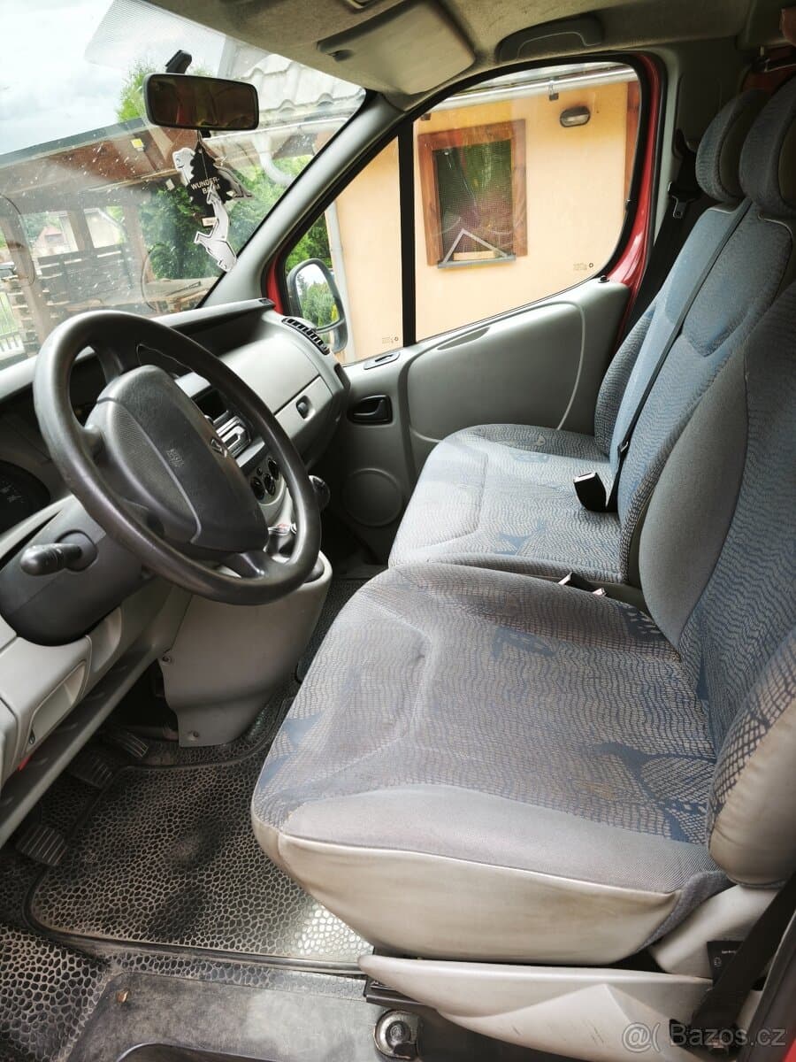 2005 Renault TRAFIC - 3