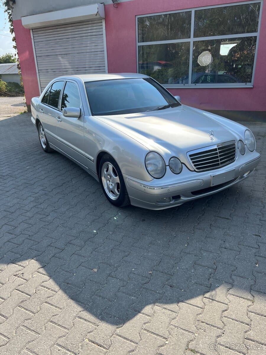 2000 Mercedes-Benz OSTATNÍ - 3