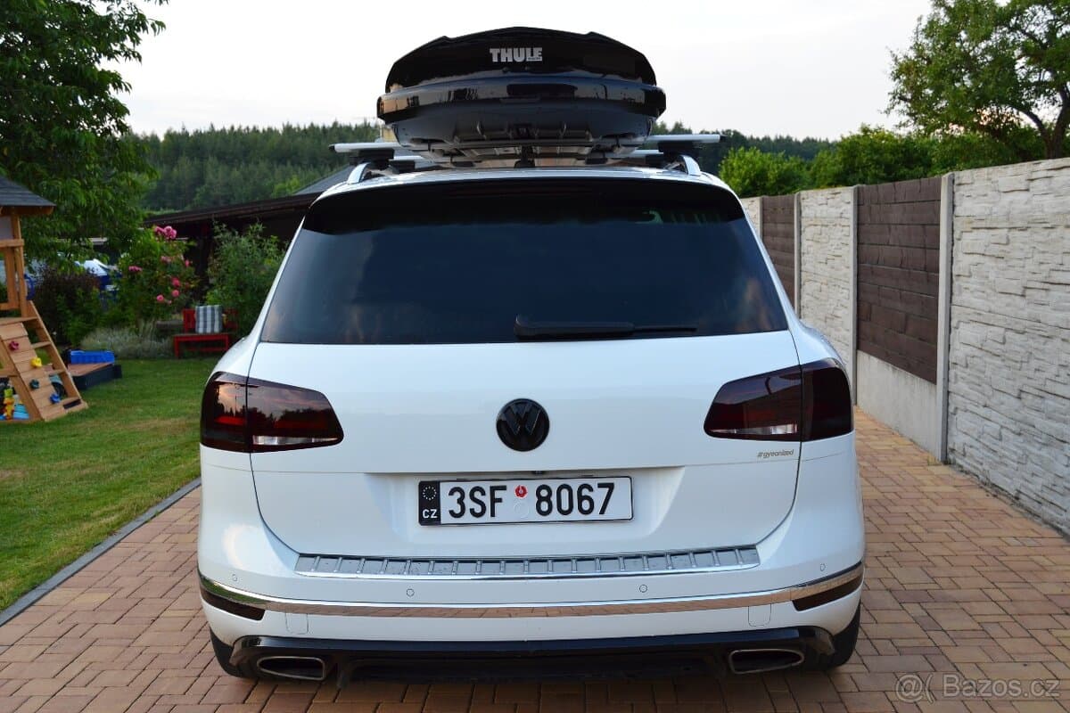 2015 Volkswagen TOUAREG - 3