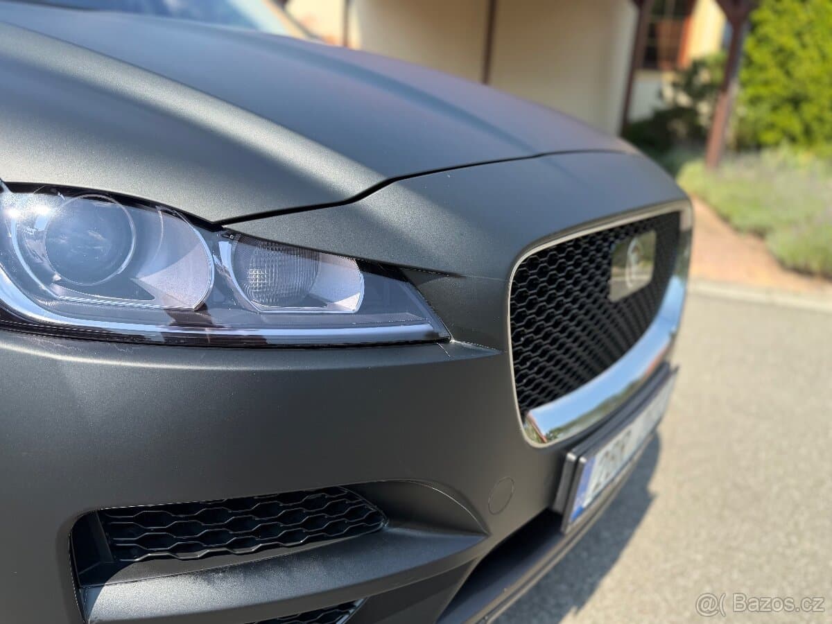 Jaguar F-PACE - 3
