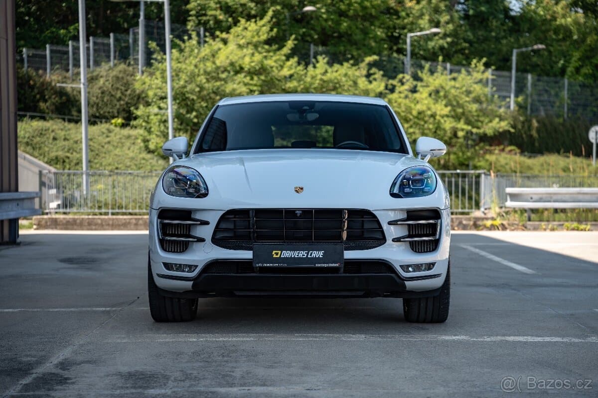 2018 Porsche MACAN - 3