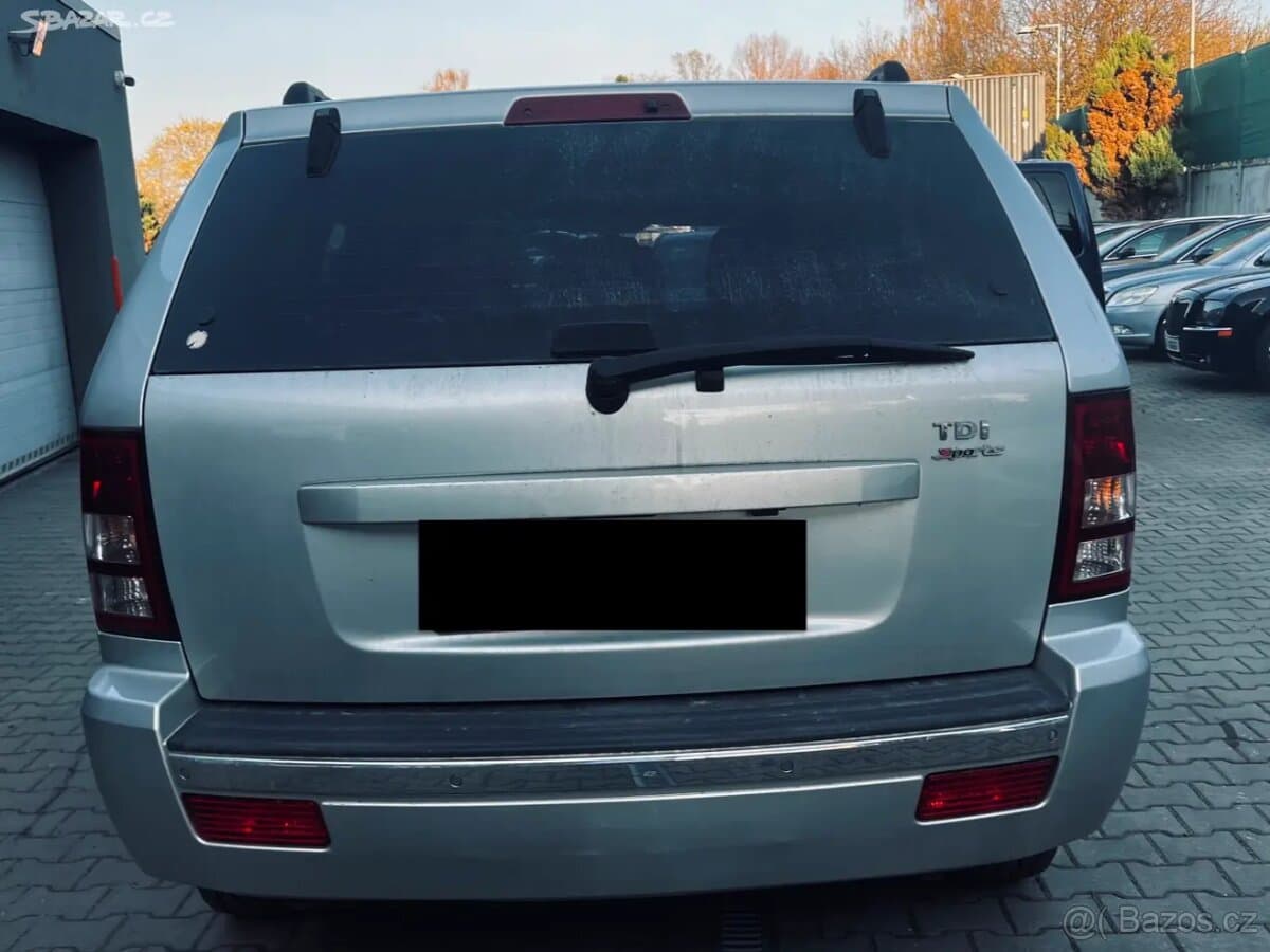 2007 Jeep CHEROKEE - 3
