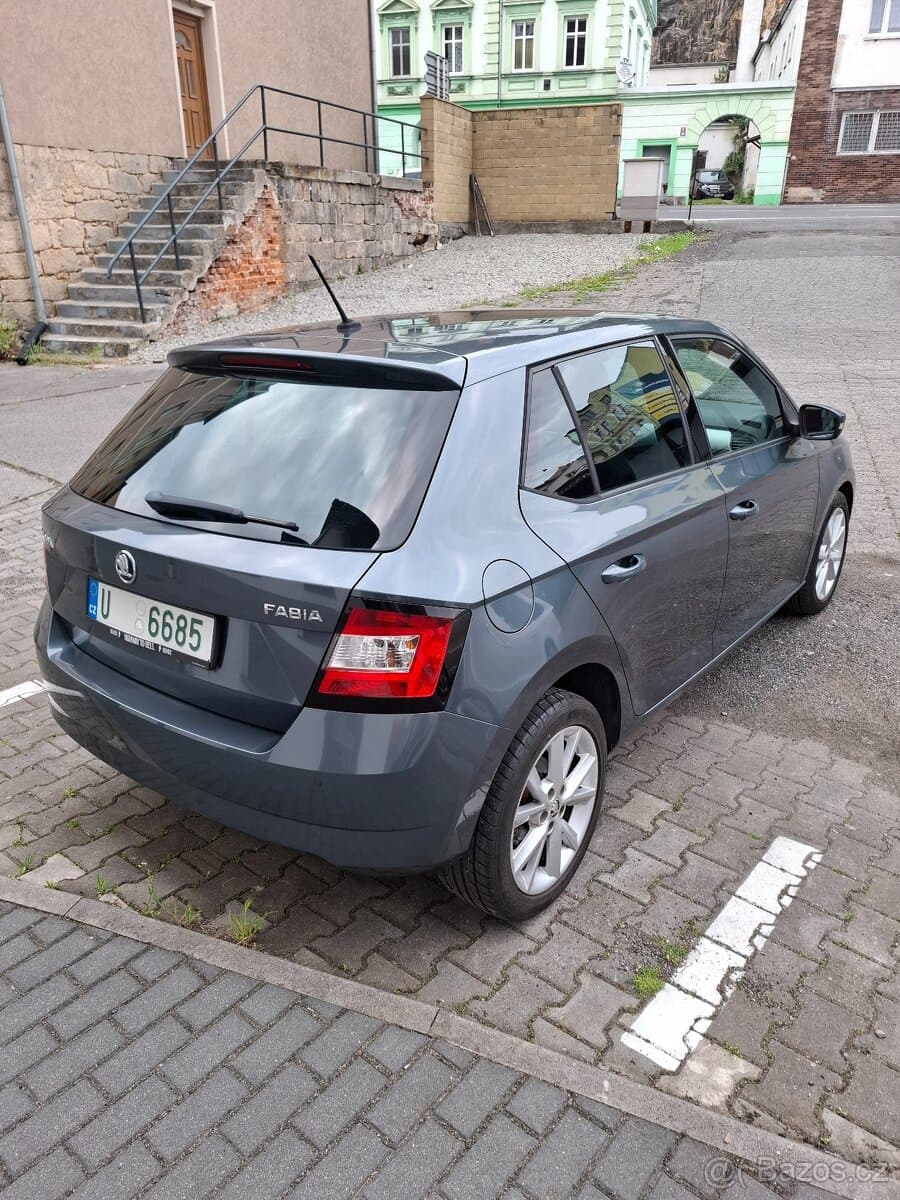 2015 Škoda FABIA - 3