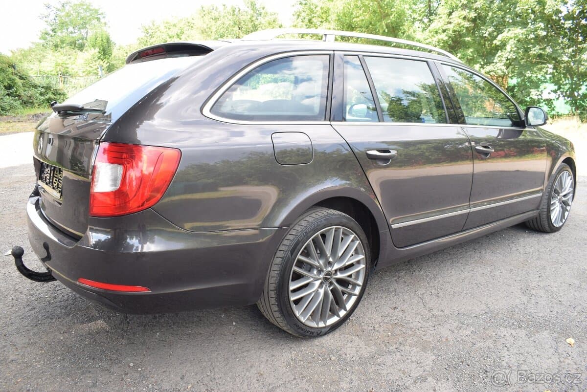 2011 Škoda SUPERB - 3