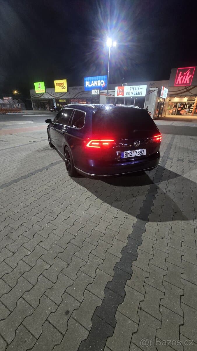 Volkswagen PASSAT - 3