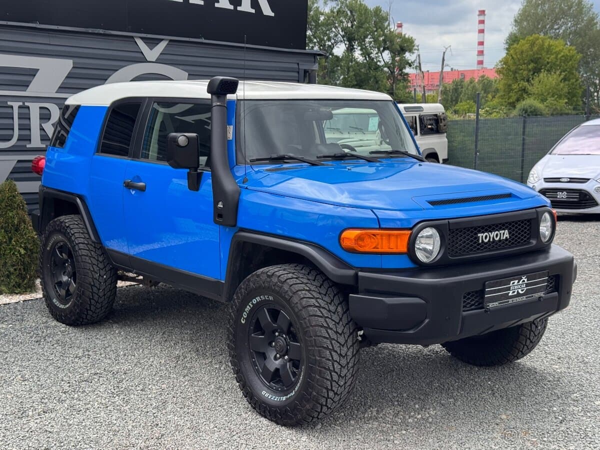 2008 Toyota FJ - 3