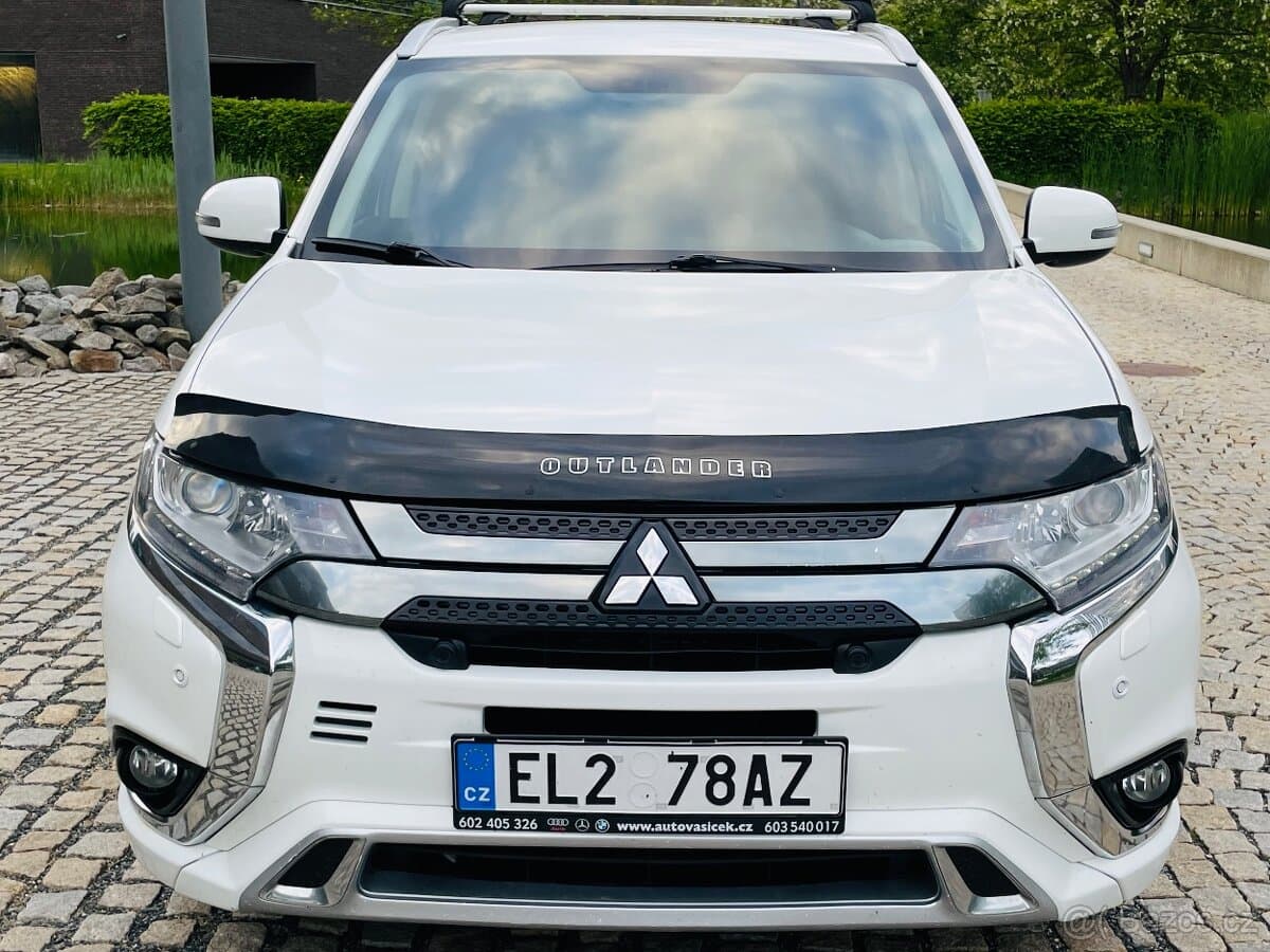2020 Mitsubishi OUTLANDER - 3