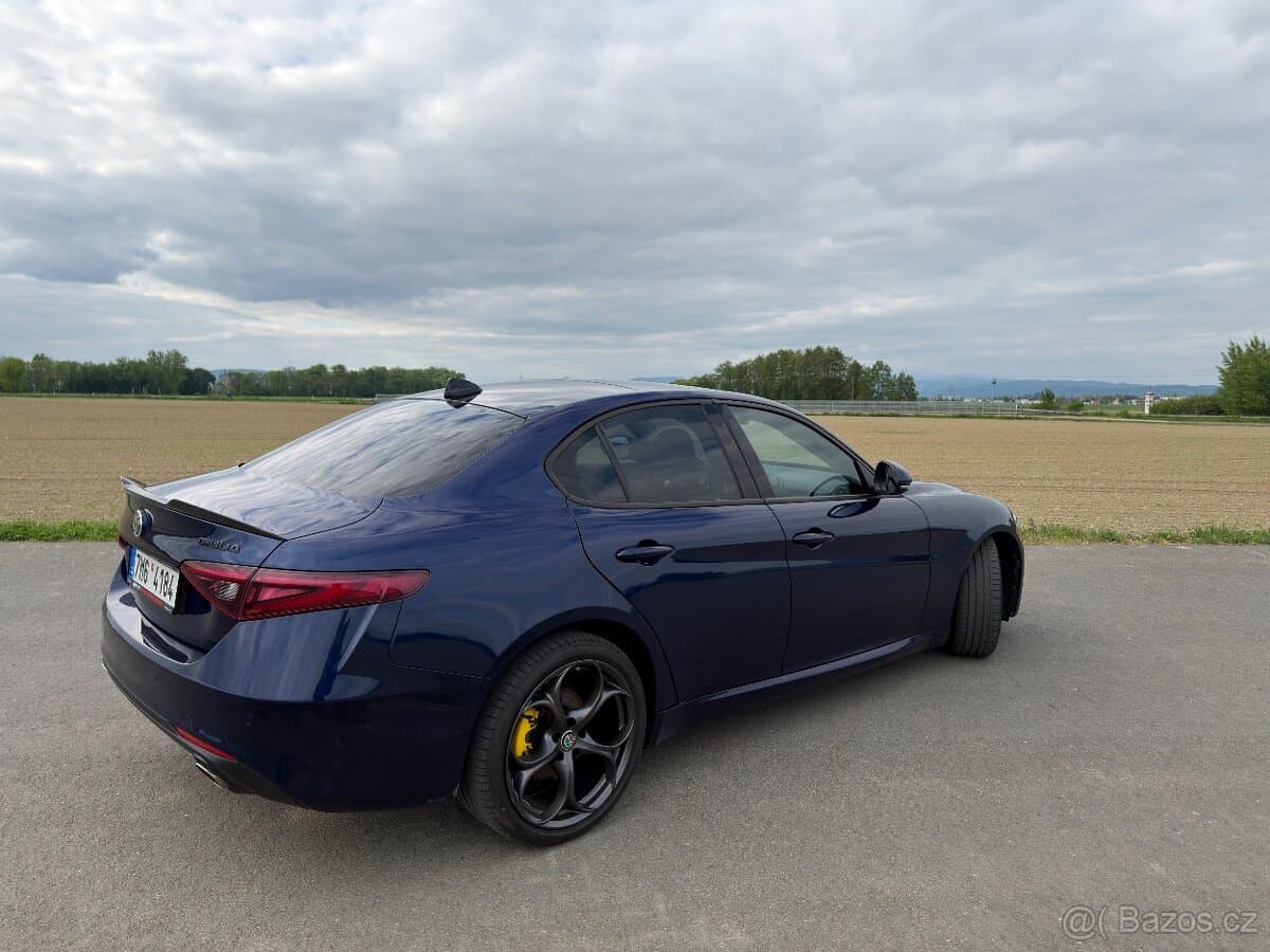2017 Alfa Romeo GIULIA - 3