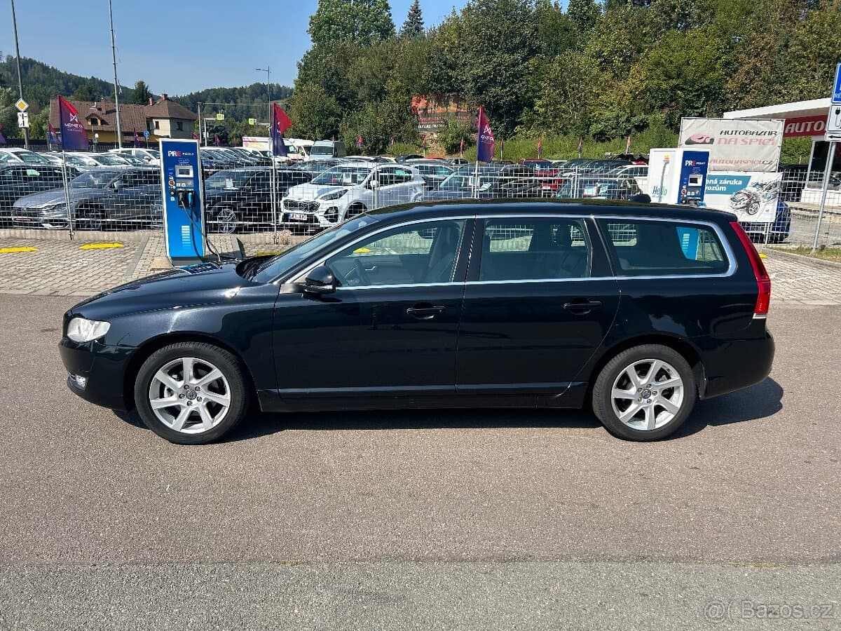 2015 Volvo V70 - 3