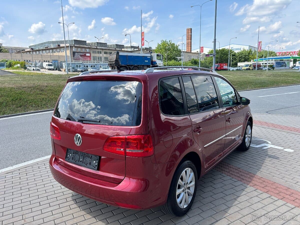 2010 Volkswagen TOURAN - 3