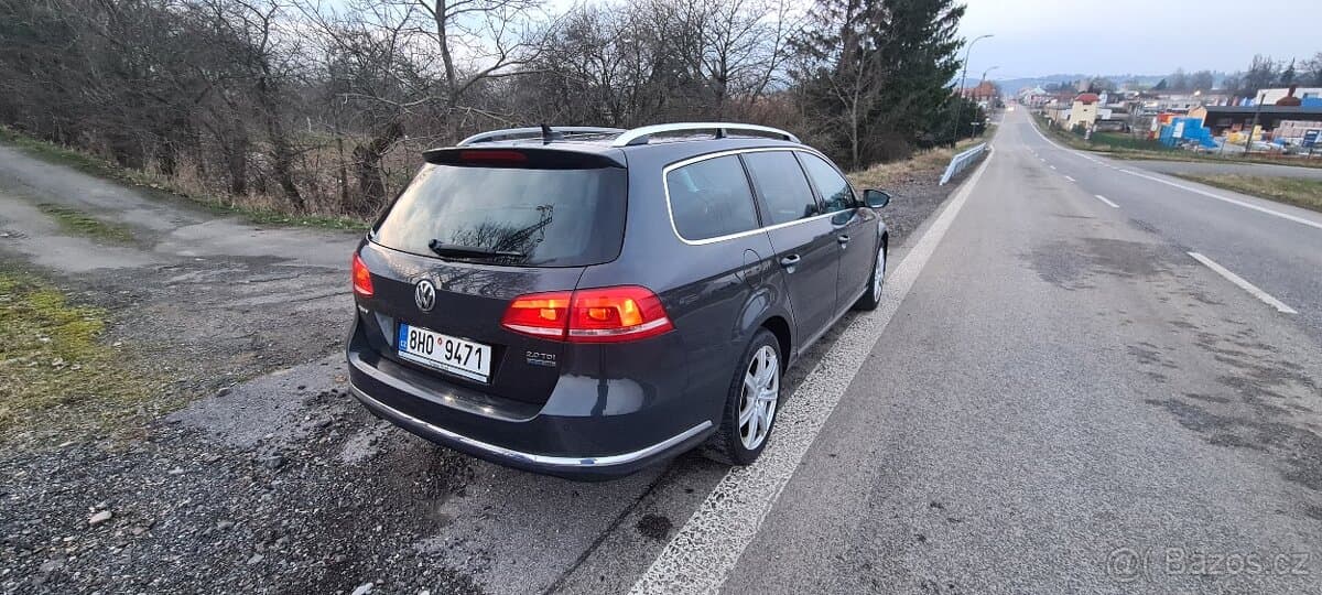 2013 Volkswagen PASSAT - 3