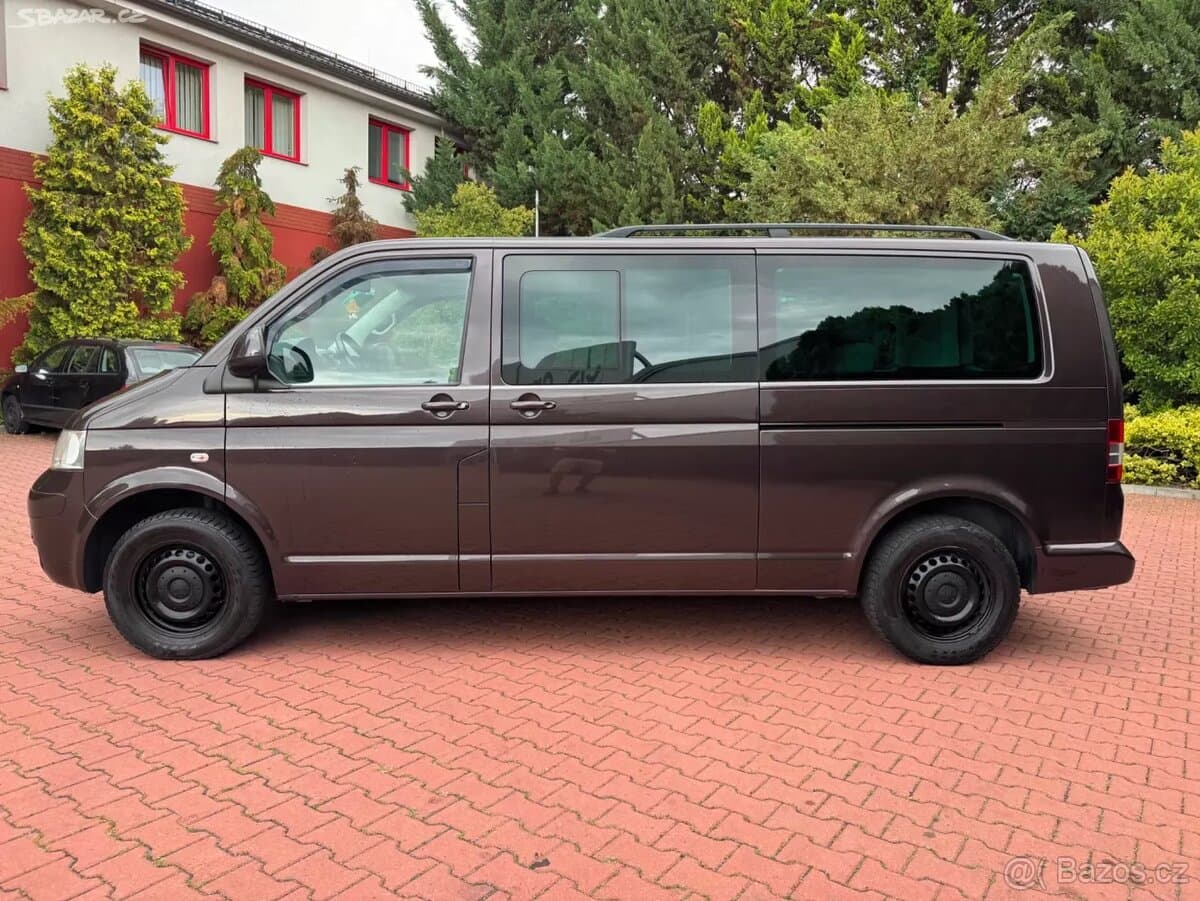 2009 Volkswagen MULTIVAN - 3