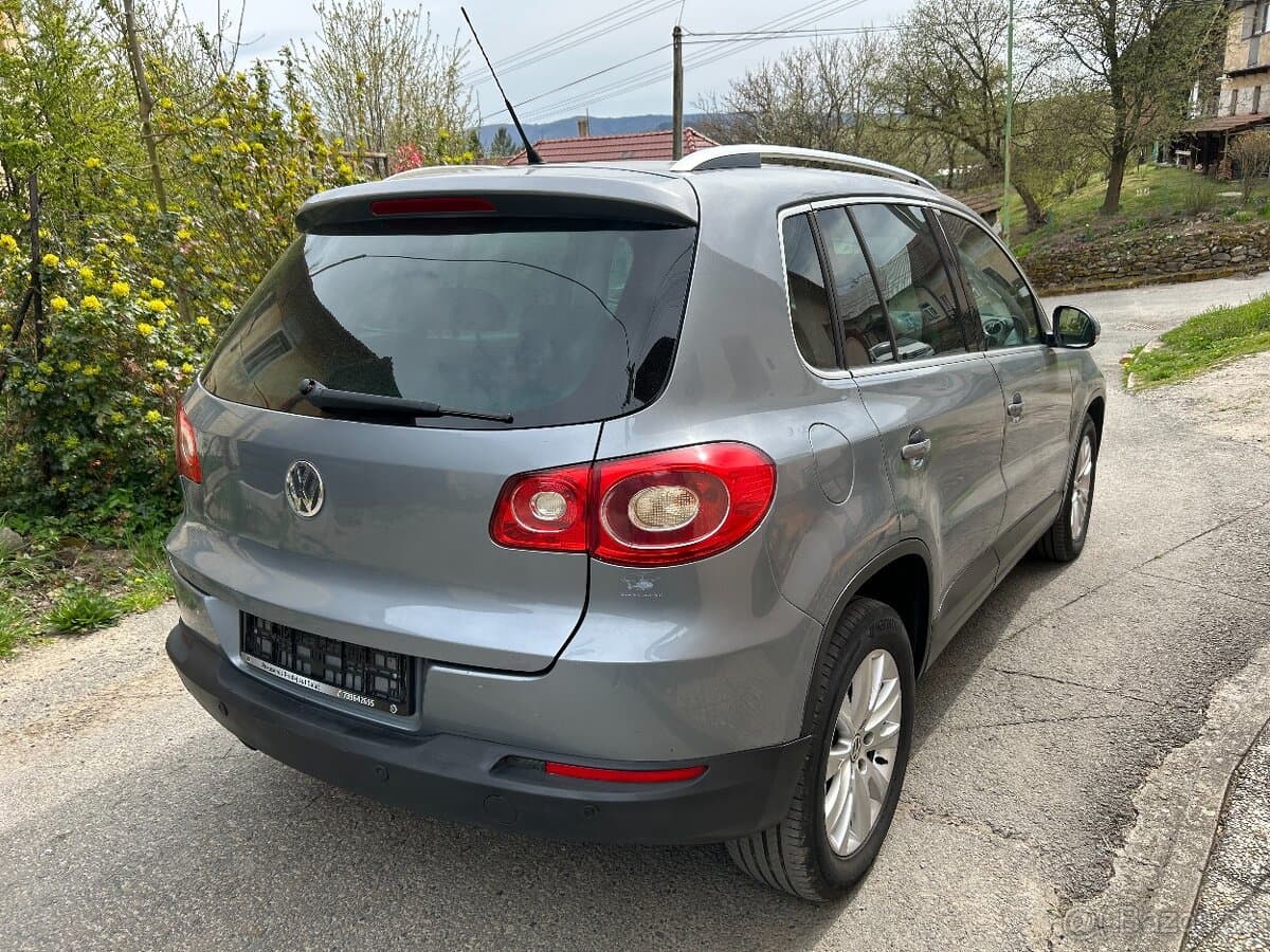 2010 Volkswagen TIGUAN - 3