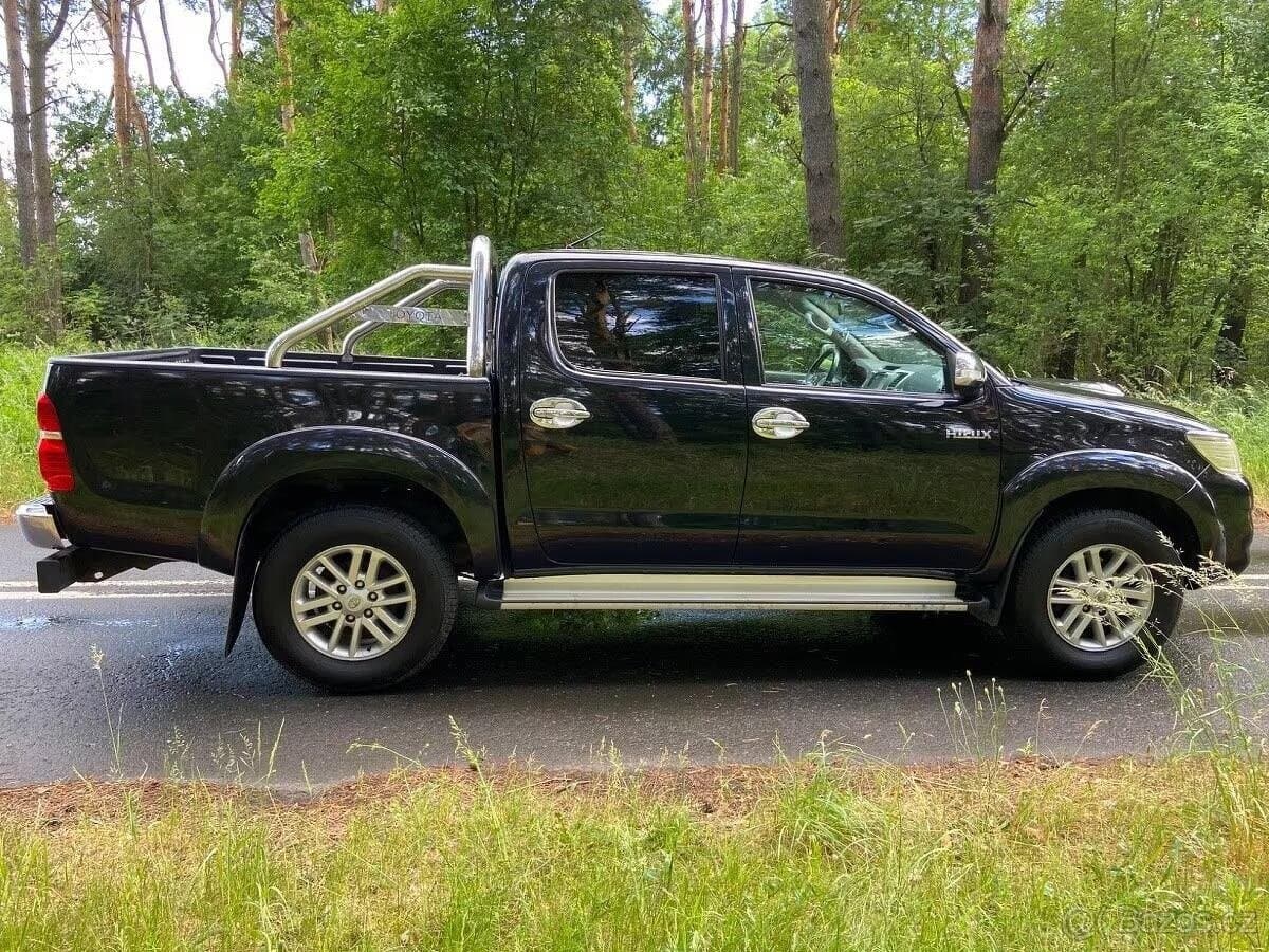 2012 Toyota HILUX - 3