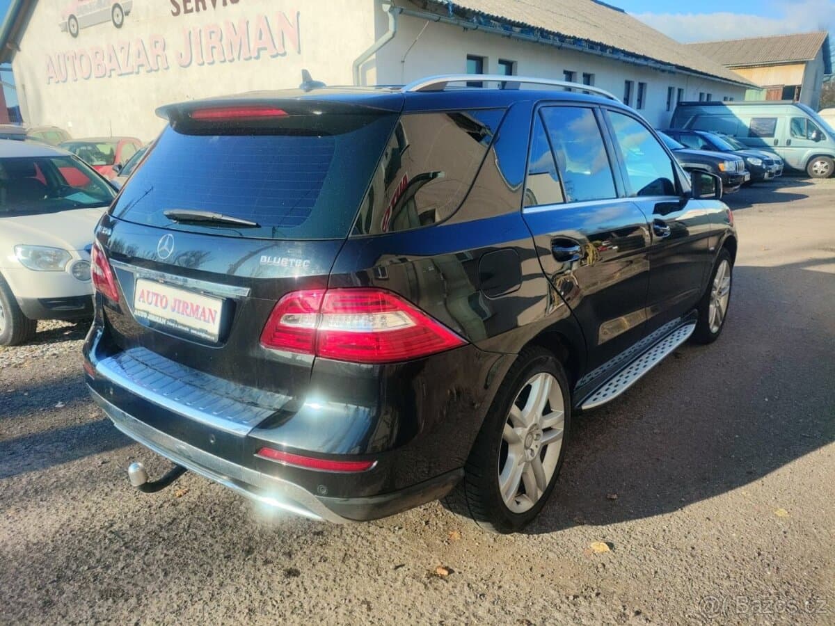 2012 Mercedes-Benz M-CLASS - 3