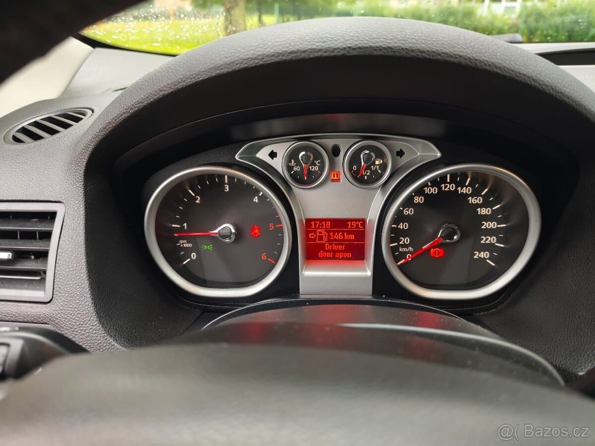 2010 Ford KUGA - 3