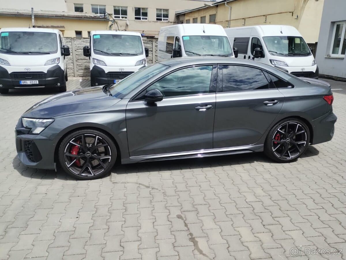 2022 Audi RS3 - 3