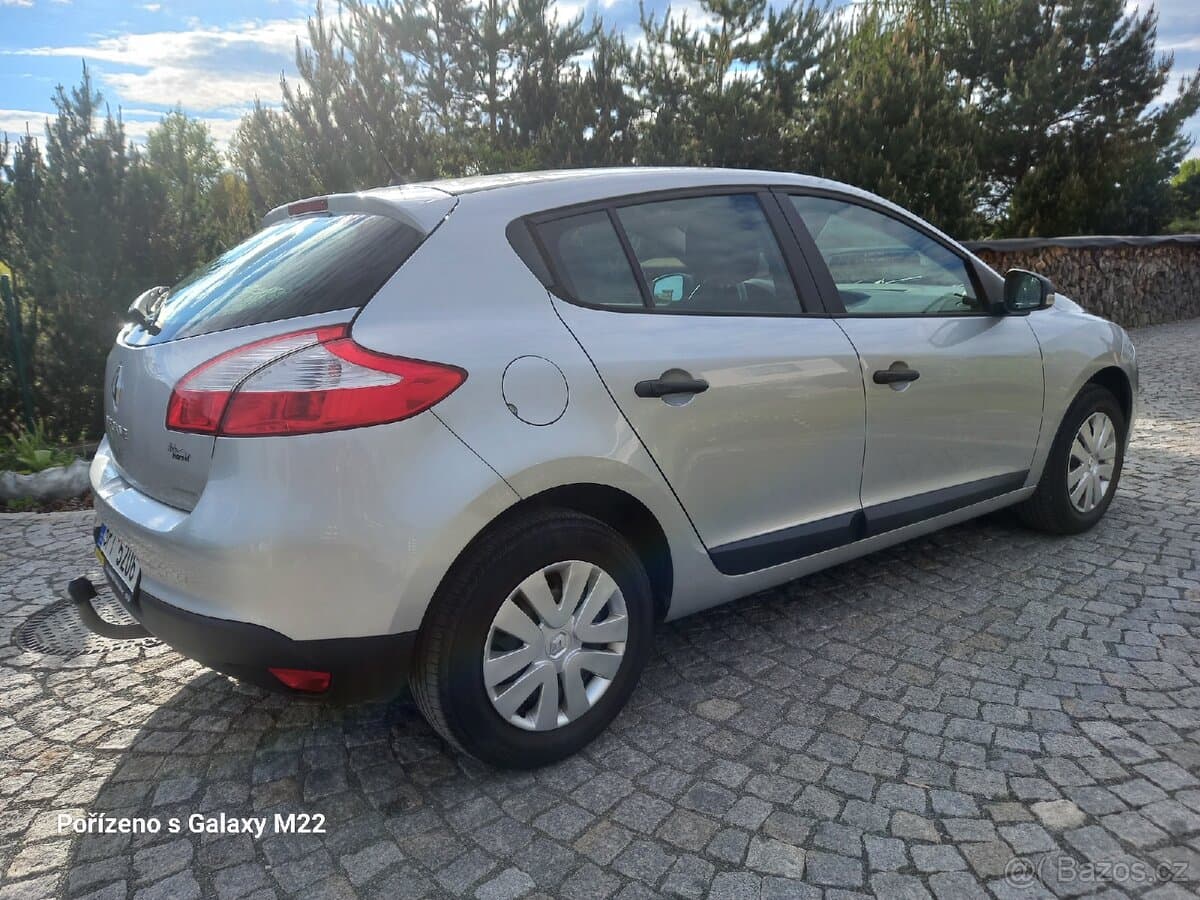 2011 Renault MEGANE - 3