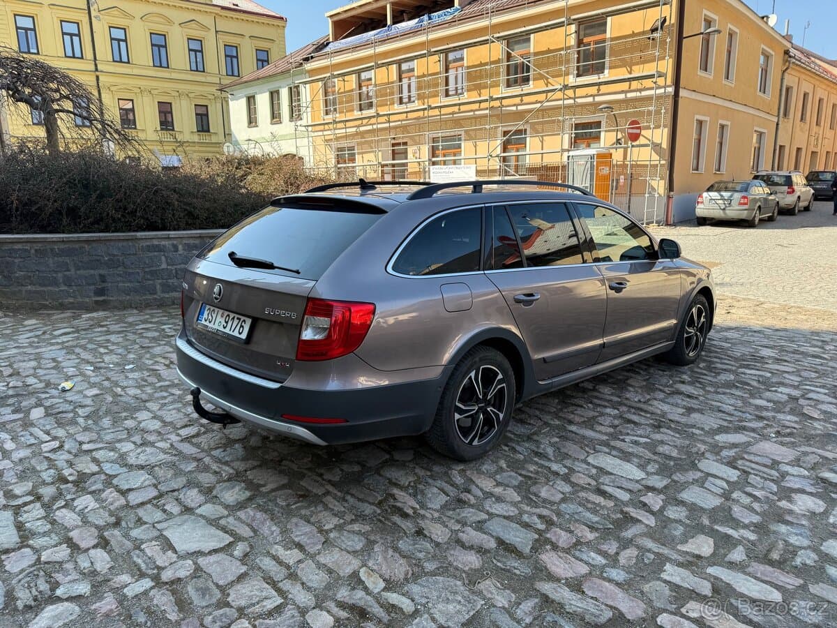 2014 Škoda SUPERB - 3