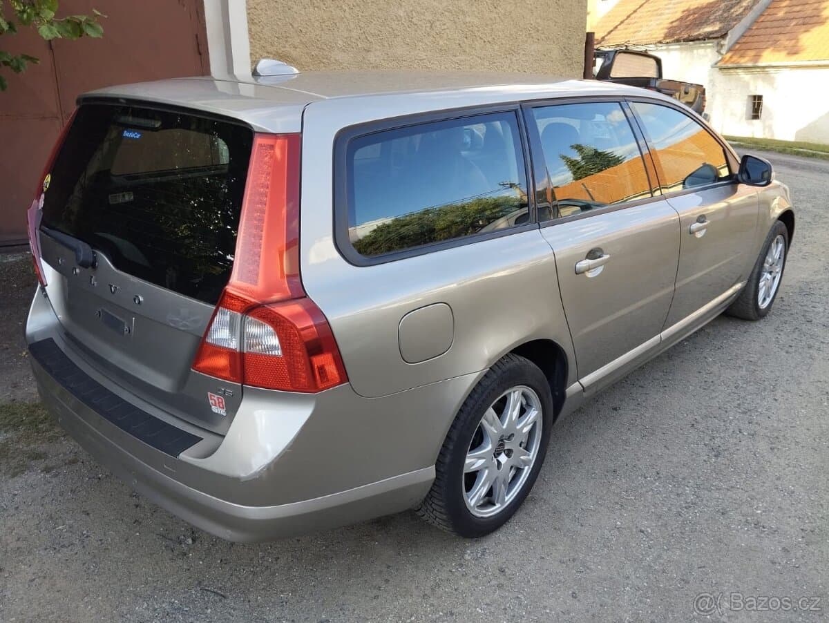 2008 Volvo V70 - 3