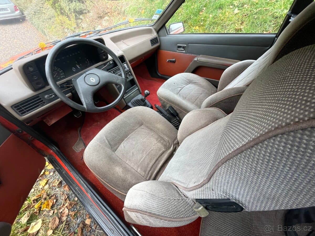 Renault FUEGO - 3