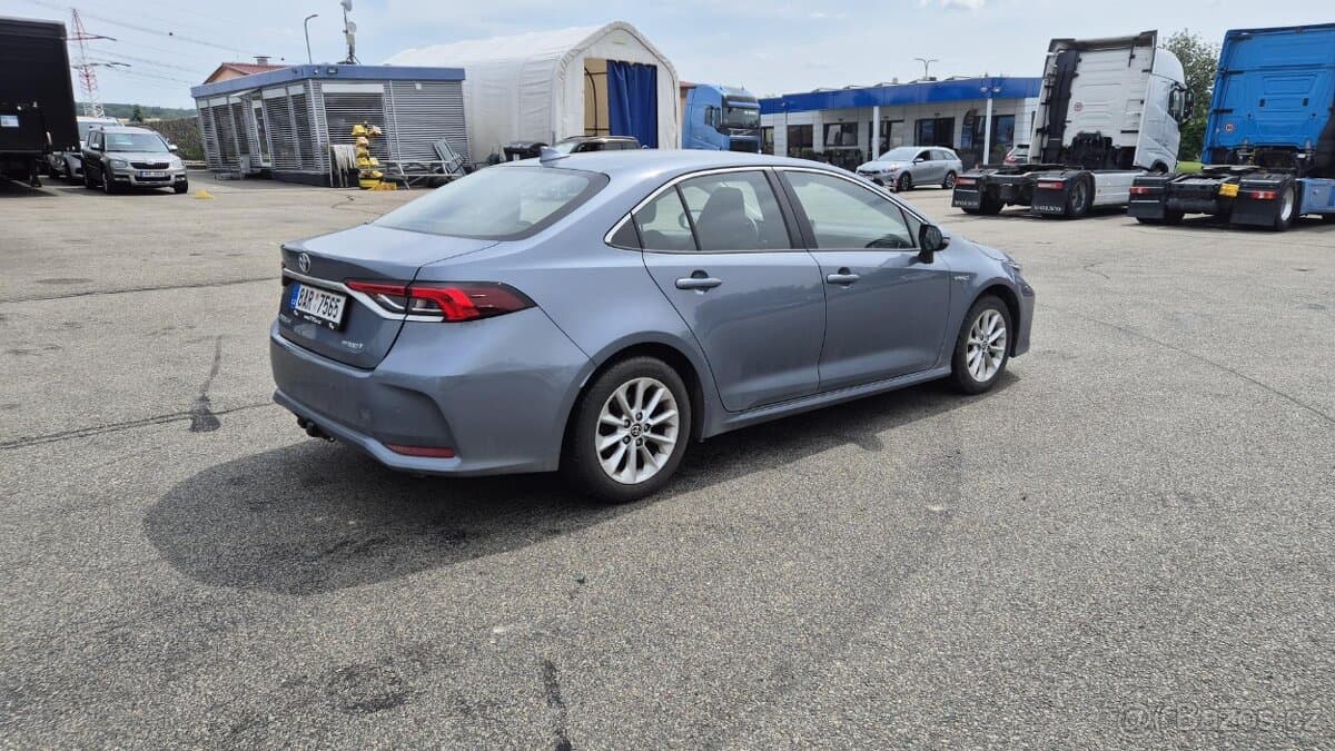 2021 Toyota COROLLA - 3
