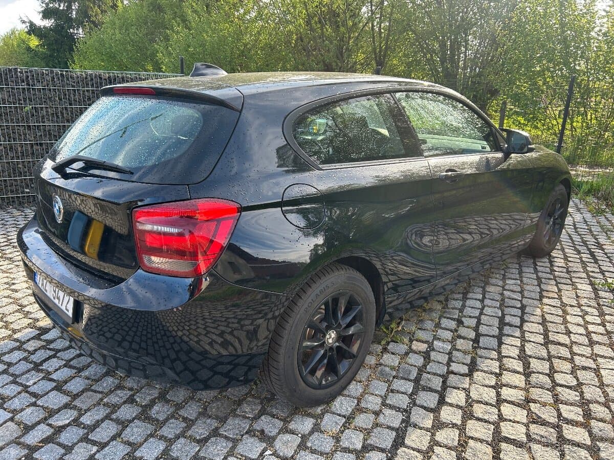 BMW 1-SERIES - 3