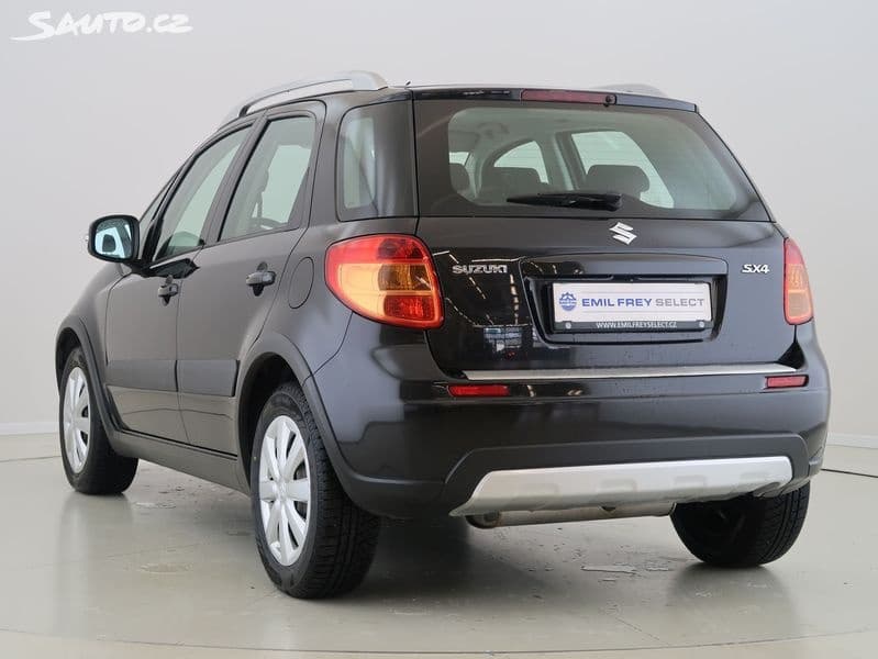 Suzuki SX4 - 3