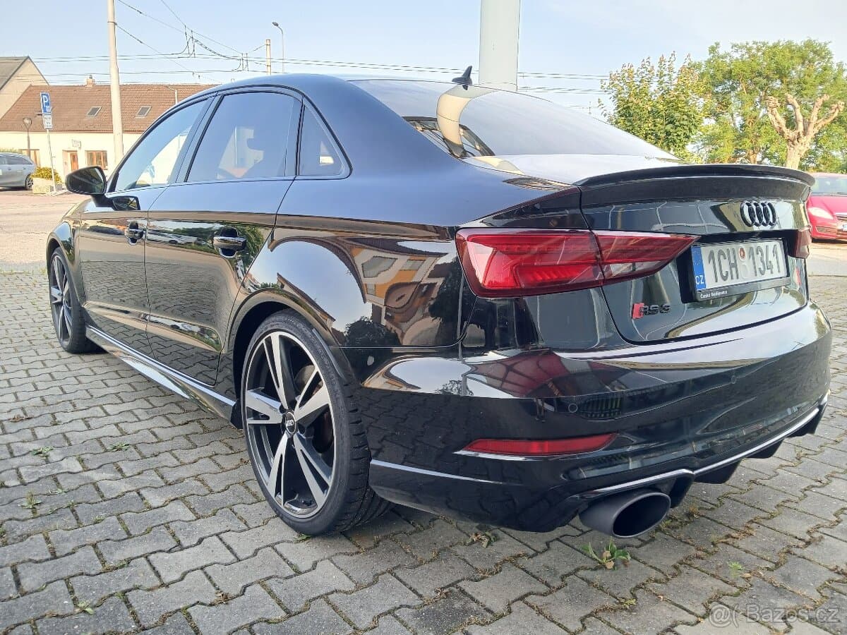 2020 Audi RS3 - 3