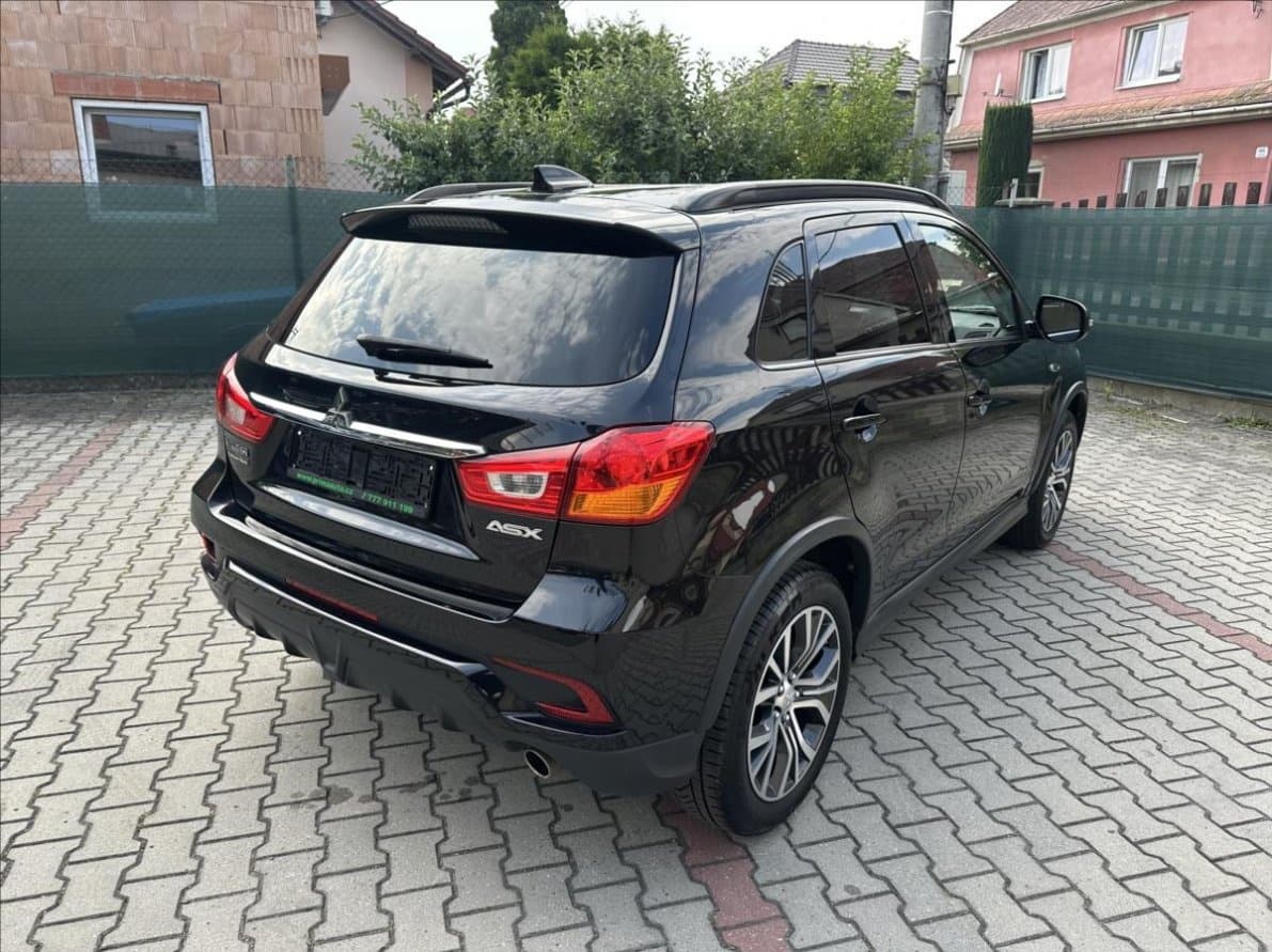2017 Mitsubishi ASX - 3