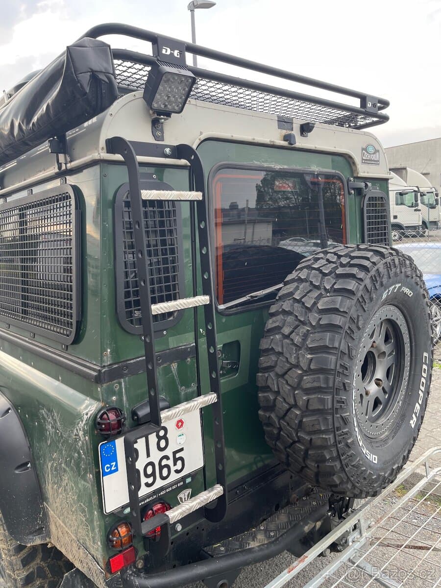 2001 Land Rover DEFENDER - 3