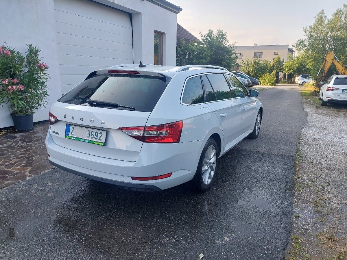 2021 Škoda SUPERB - 3