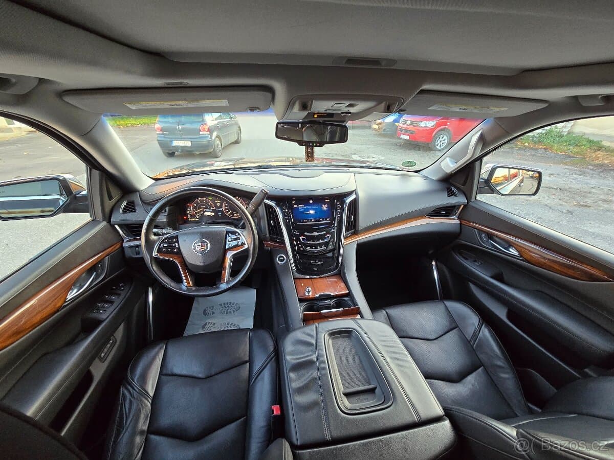2014 Cadillac ESCALADE - 3
