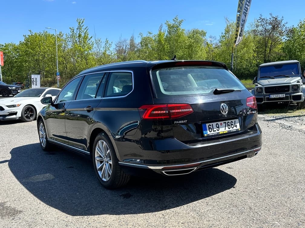 2016 Volkswagen PASSAT - 3