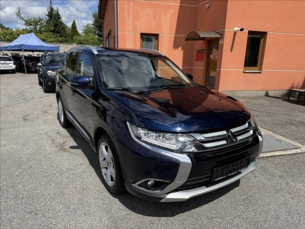 2016 Mitsubishi OUTLANDER - 3