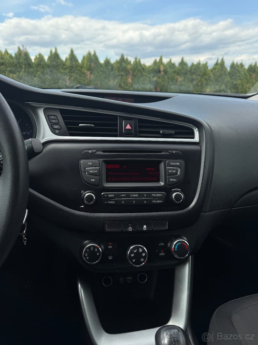 2017 Kia PROCEED - 3