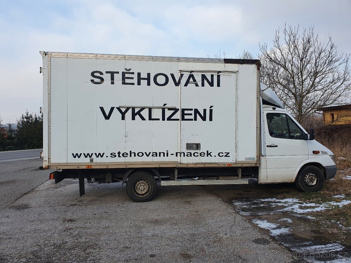 2004 Mercedes-Benz SPRINTER - 3