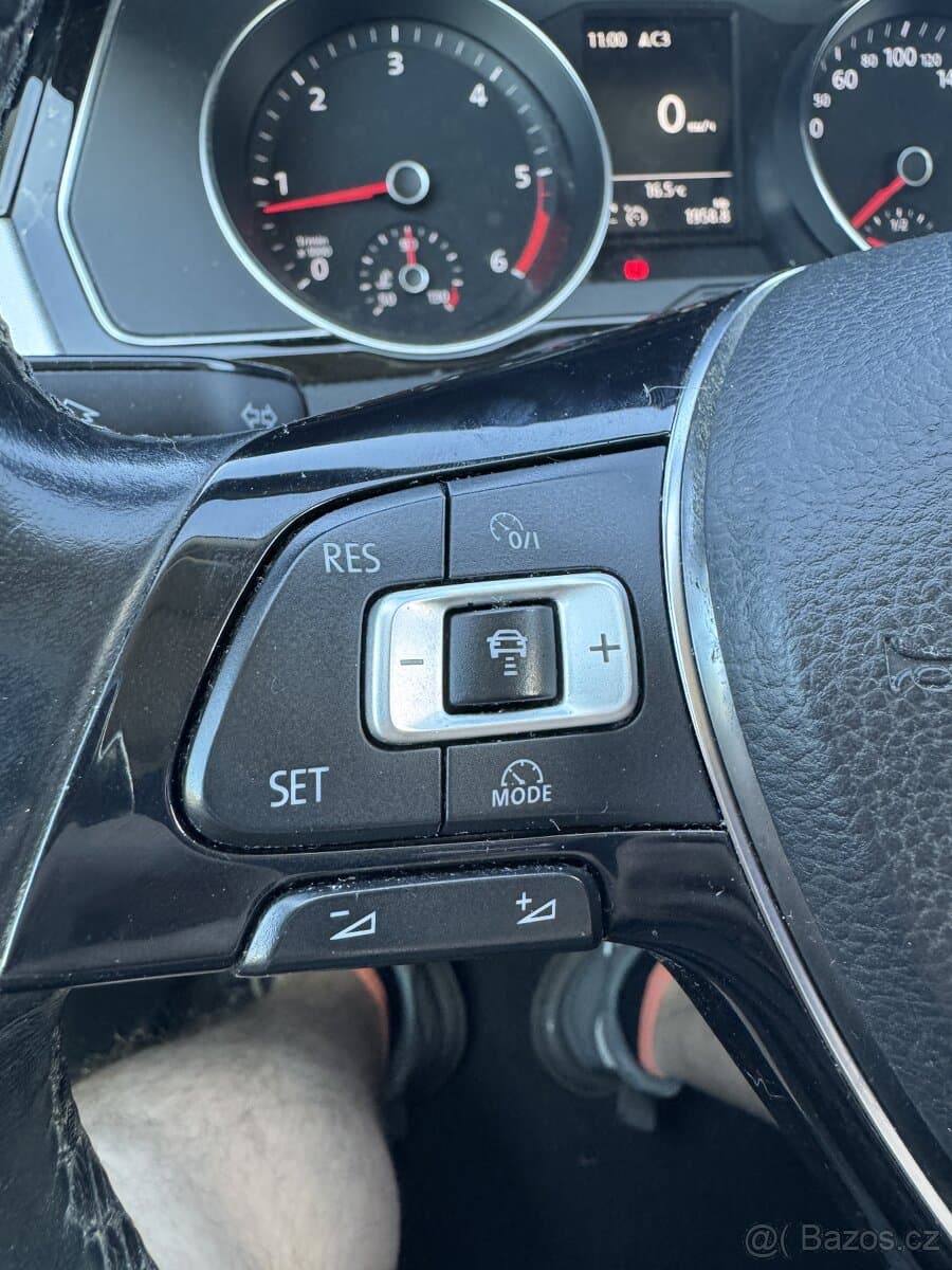 2015 Volkswagen PASSAT - 3