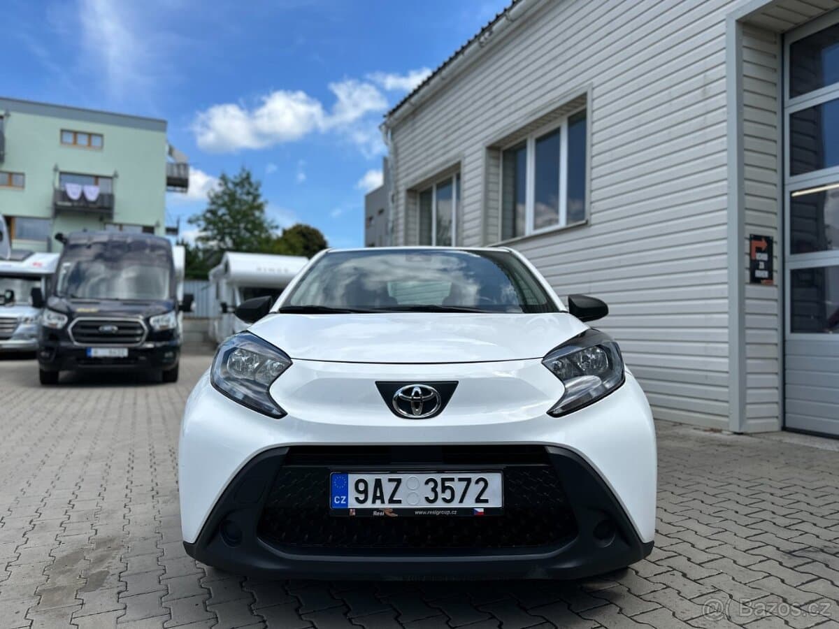 2023 Toyota AYGO - 3