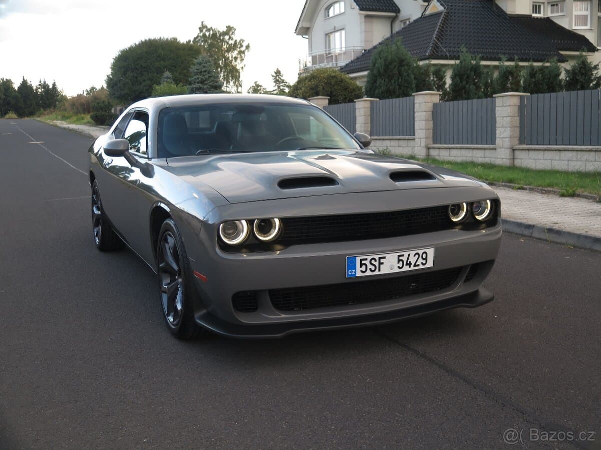 2018 Dodge CHALLENGER - 3